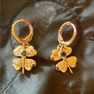 Elegant Rose Gold Clover Earrings